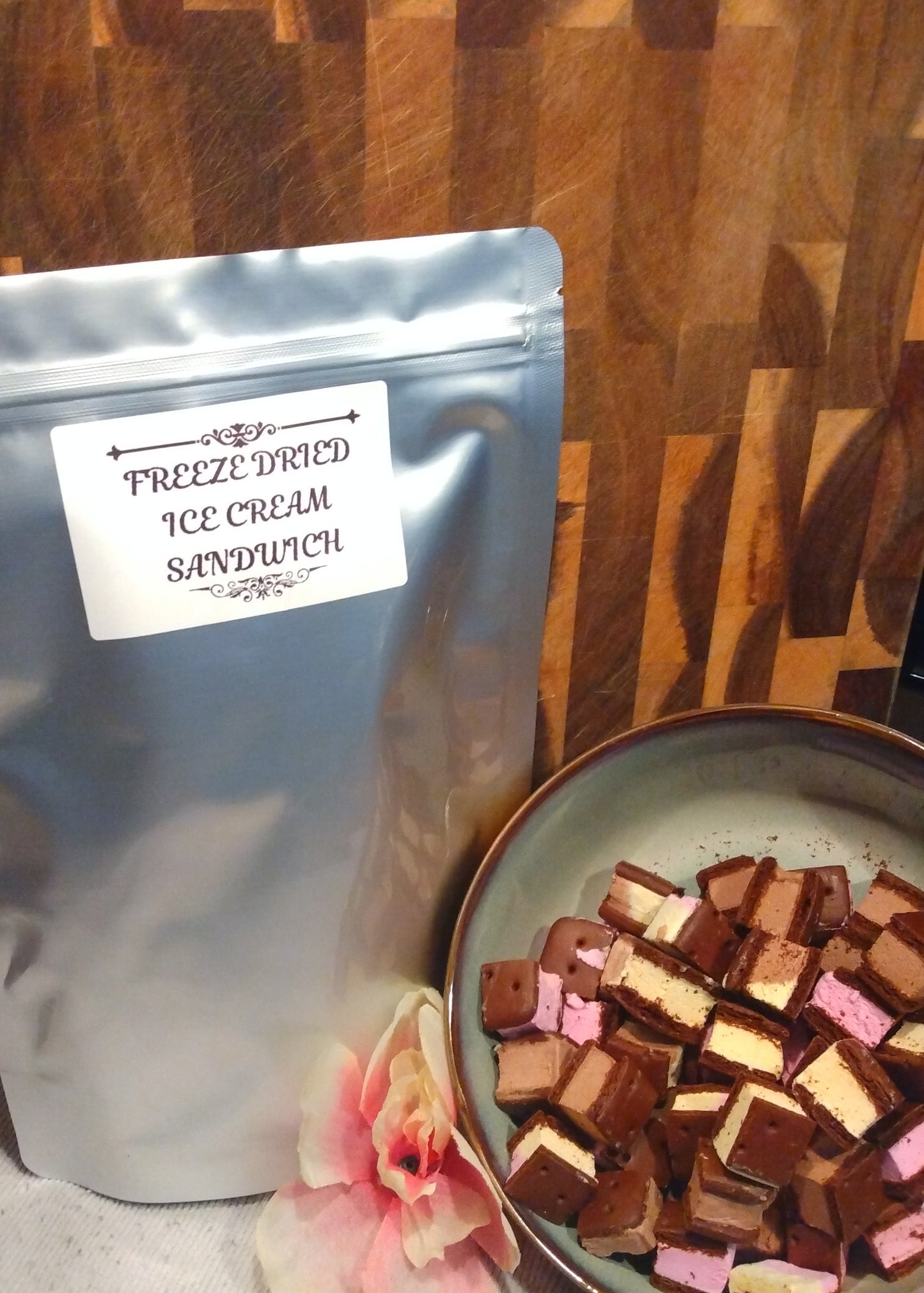 Freeze dried ice cream sandwiches
